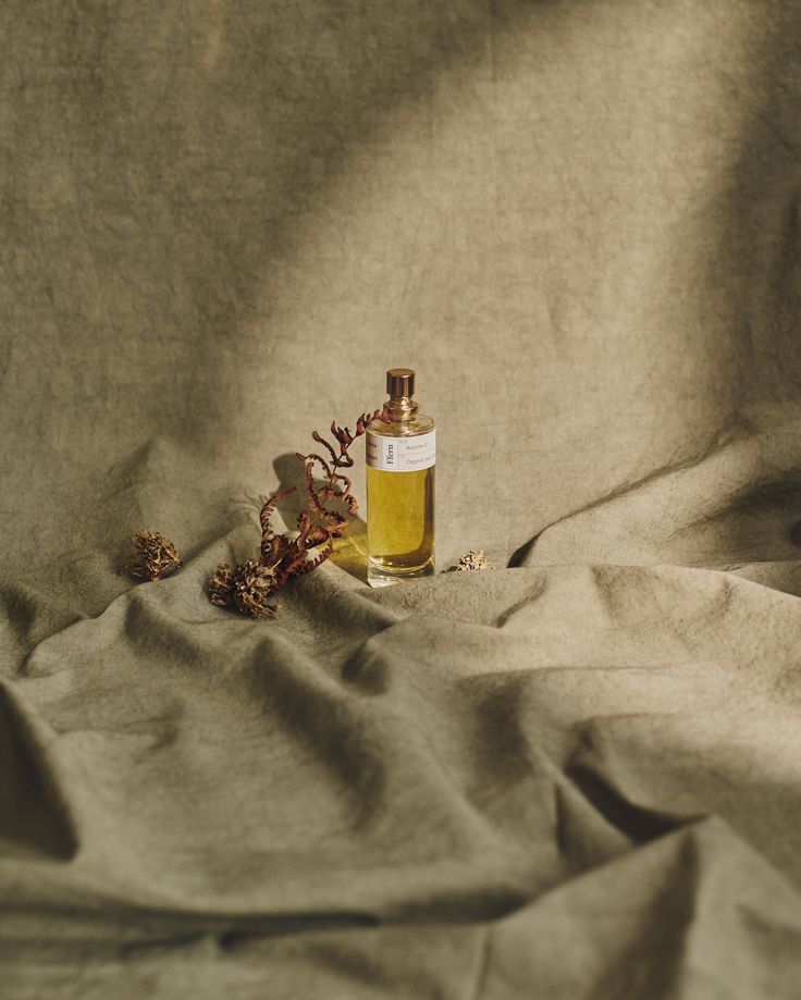 perfume product photograph